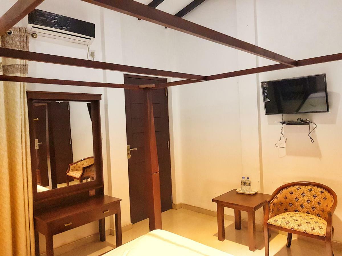 Livinya Holiday Resort Kataragama Zewnętrze zdjęcie
